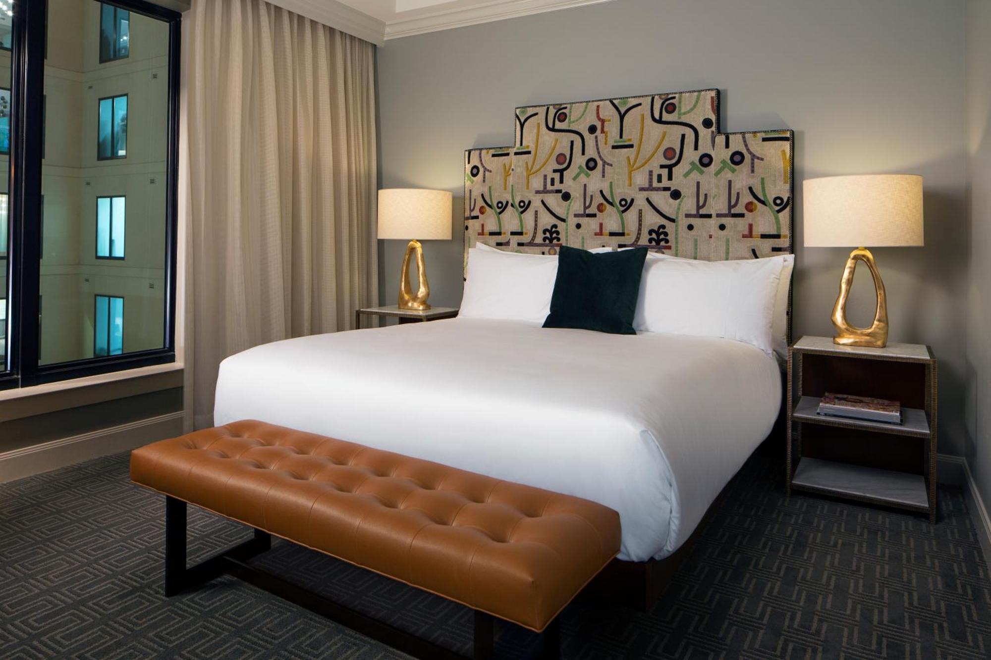 Premium Room, 1 King Bed,536371854:JPEG