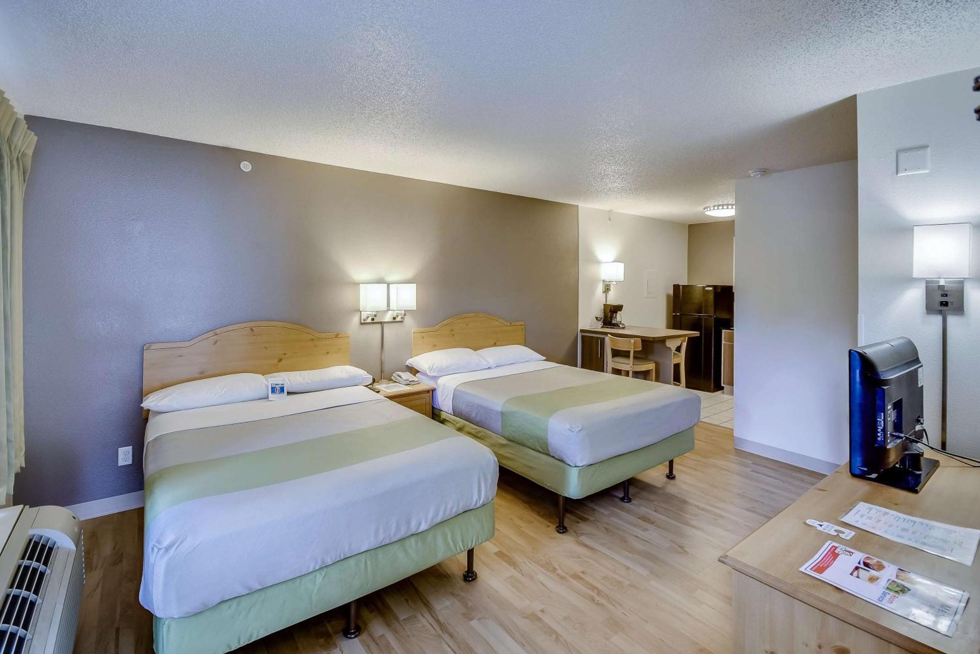 2 Full Beds | Non-smoking