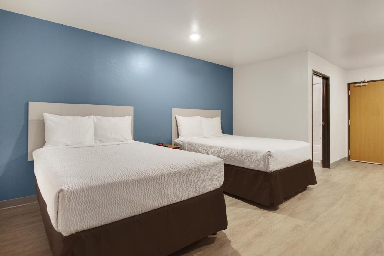 Double Room with Two Double Beds - Accessible/Non-Smoking