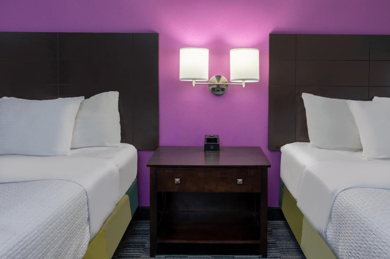 Deluxe Double Room Two Double Beds
