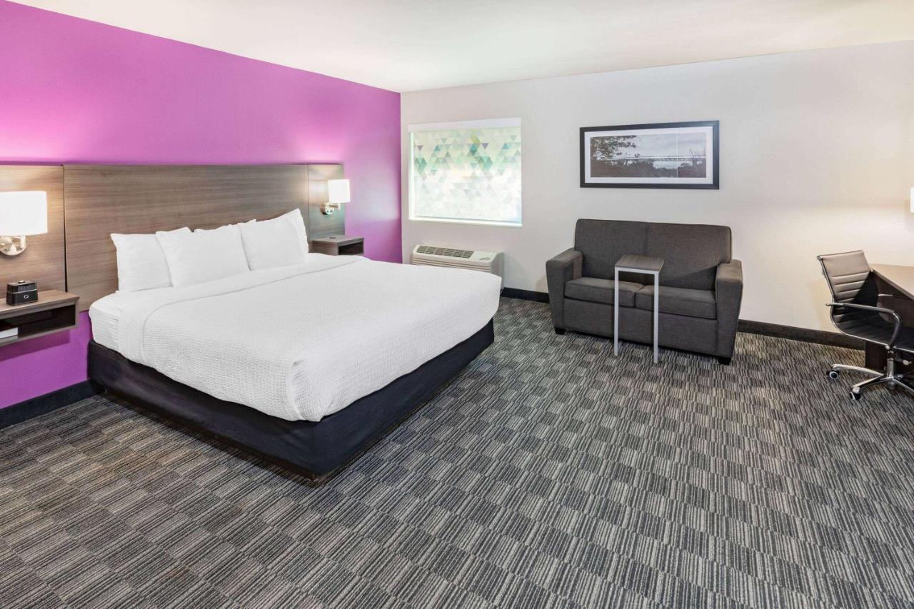 Executive King Room