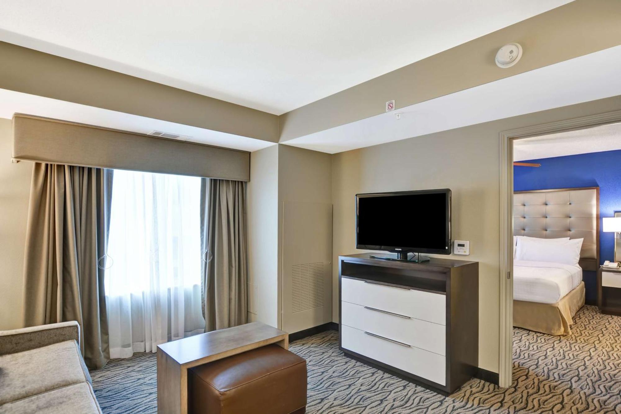 One-Bedroom King Suite One King Bed