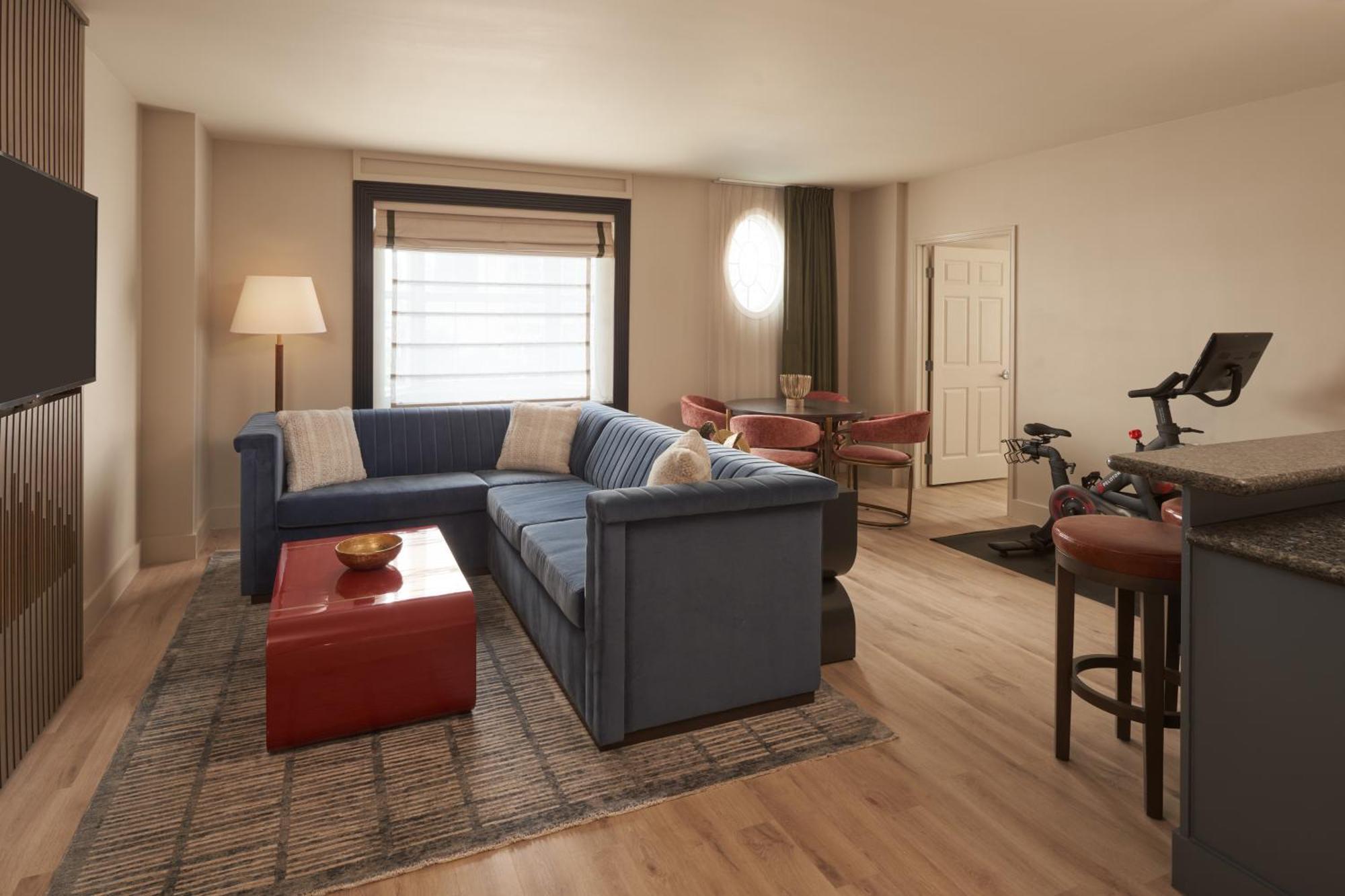 King Suite with Sofa Bed