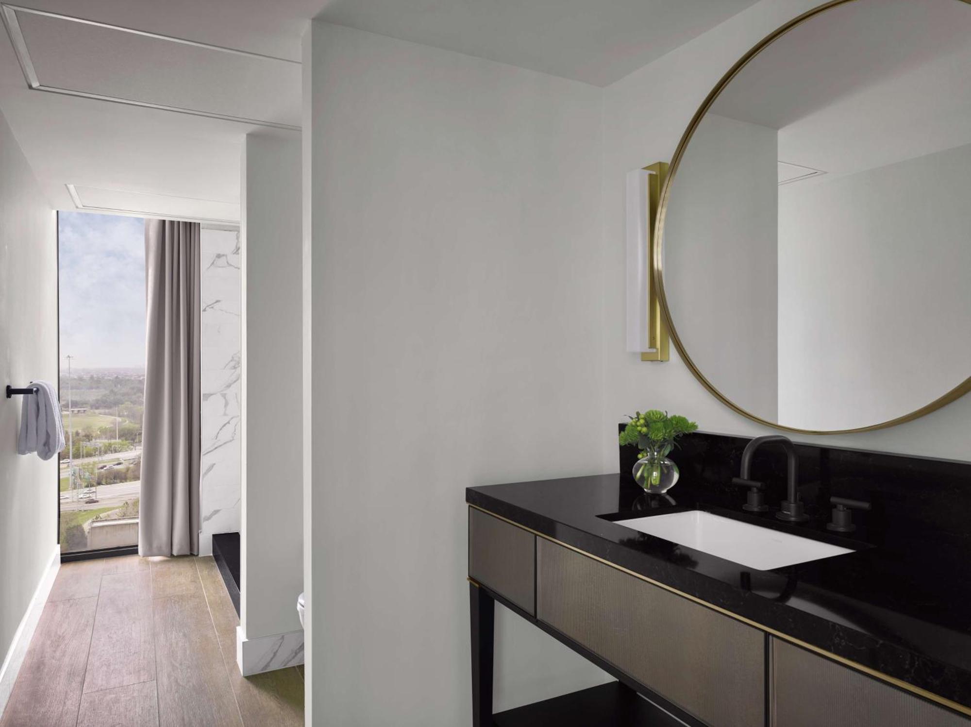 Corner King Room