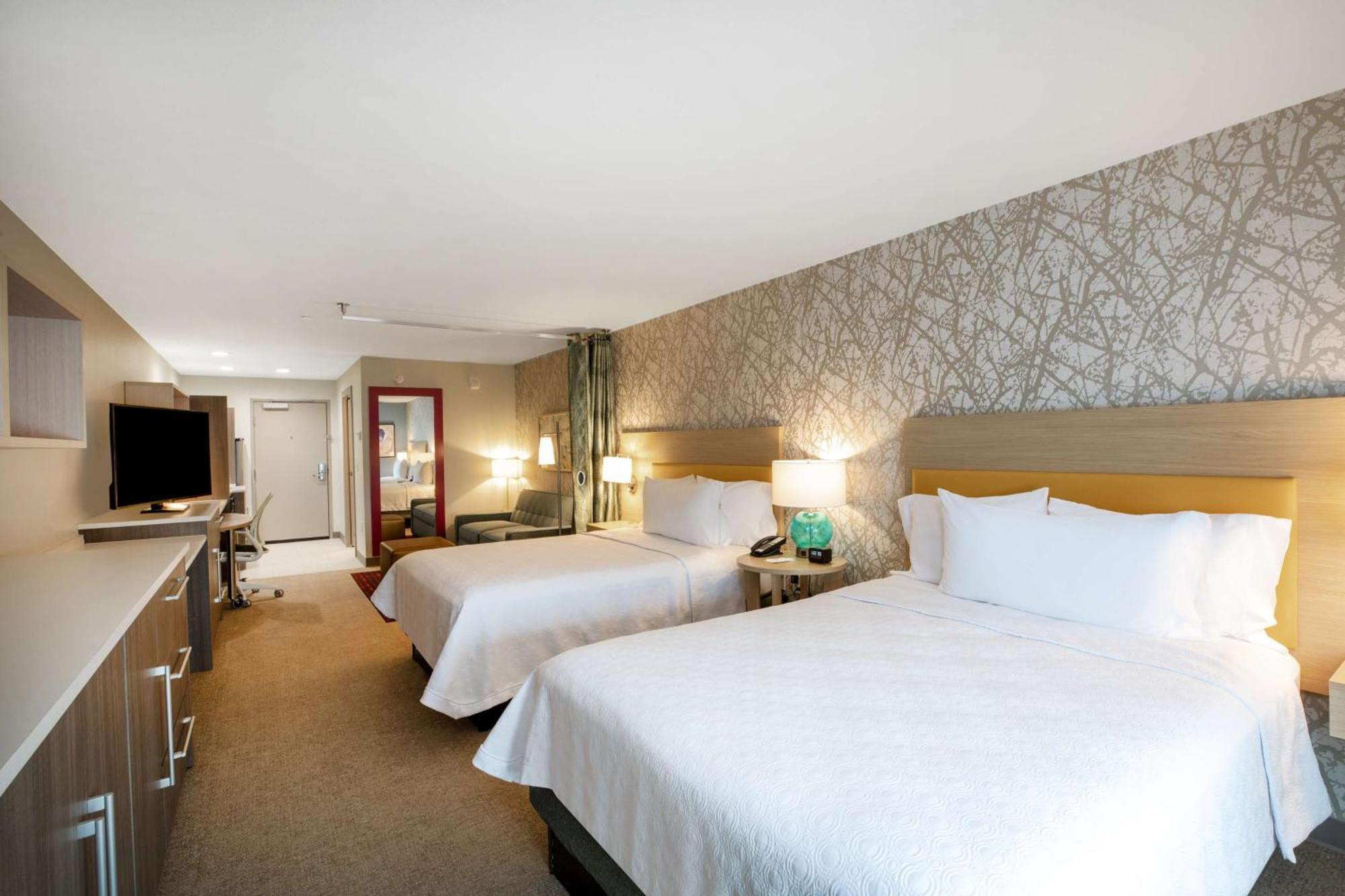 Queen Studio with Two Queen Beds - Non-Smoking,1551651343:JPEG
