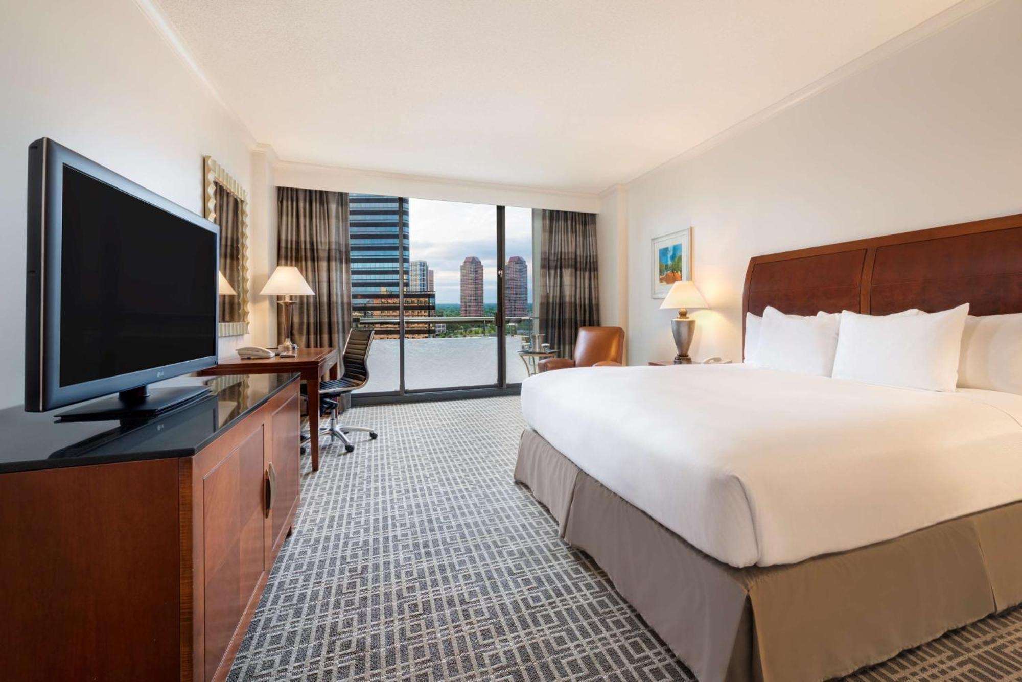 King Room,1557468694:JPEG