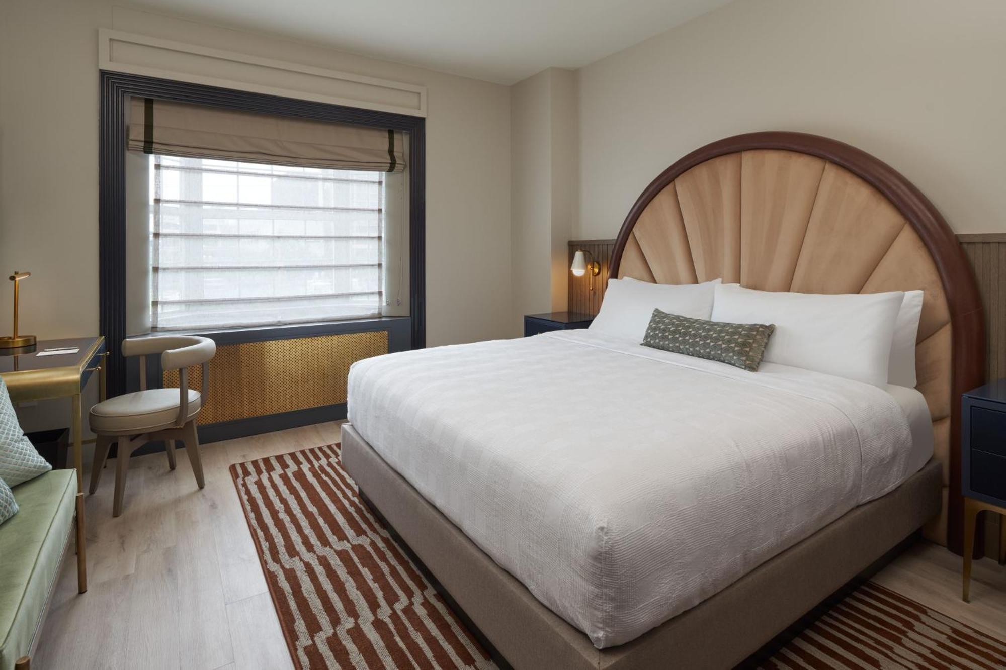 Standard King Room