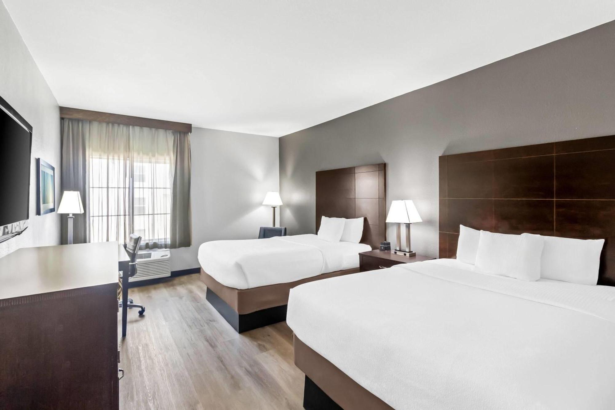 Queen Room Two Queen Beds