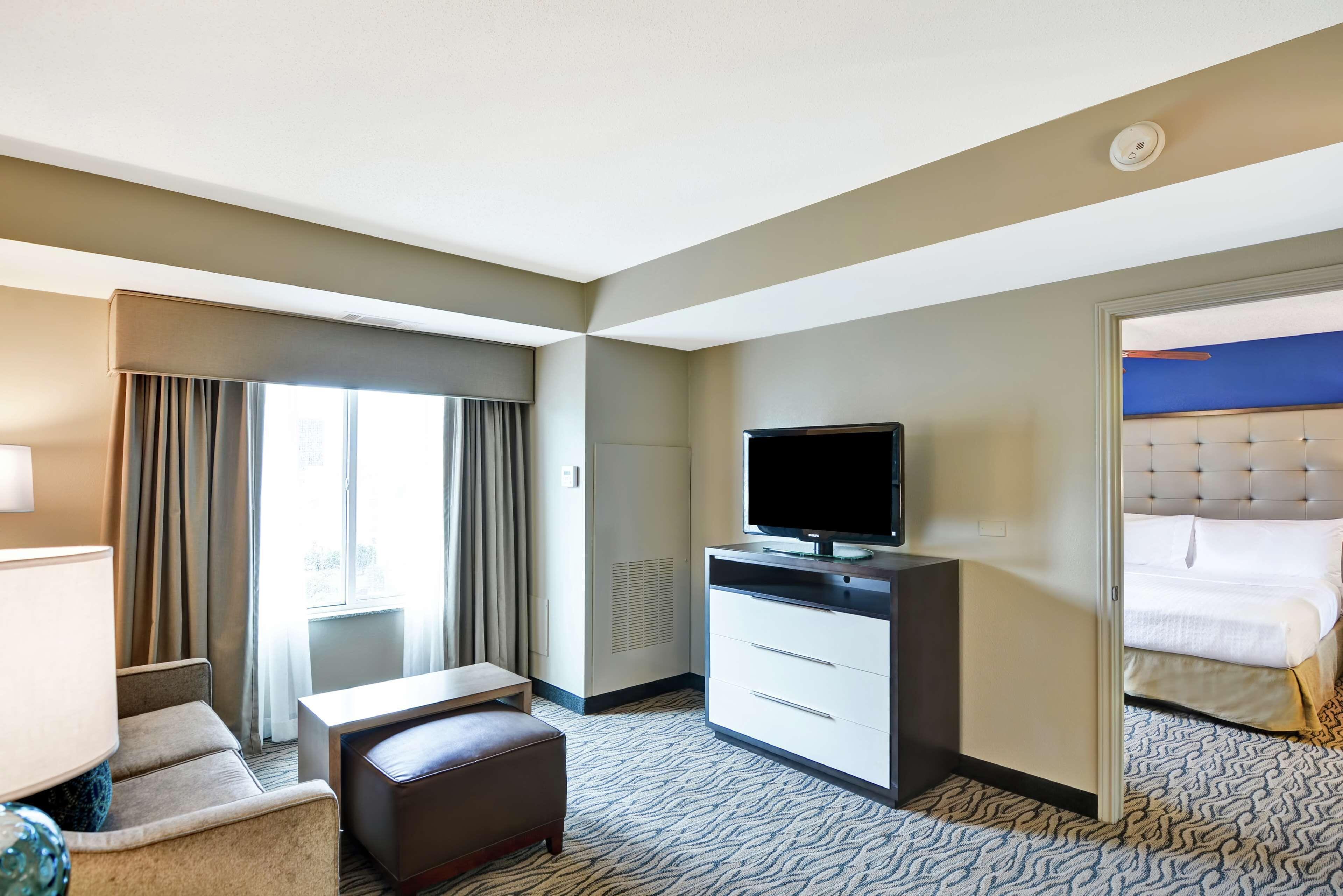 One-Bedroom King Suite One King Bed