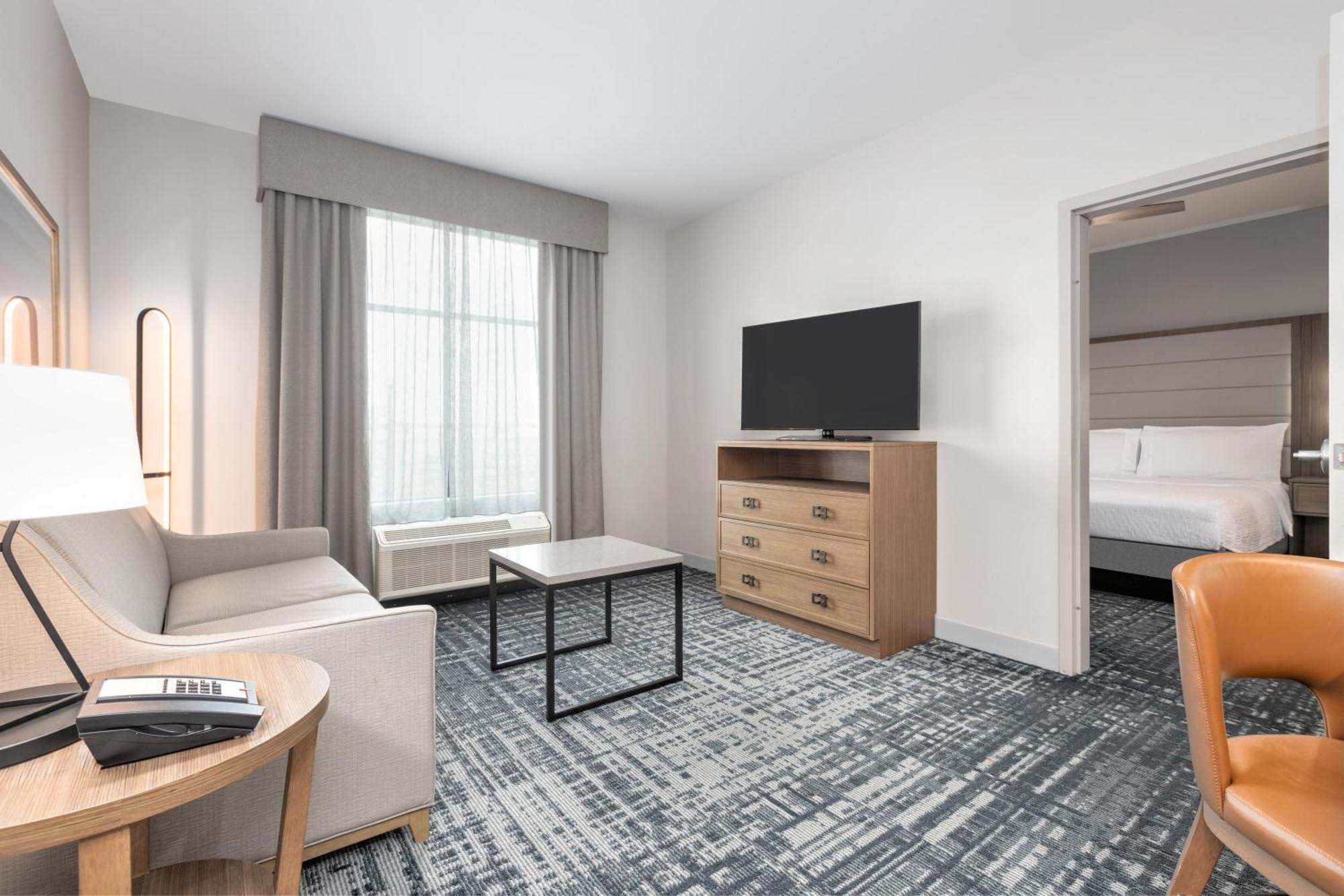 One-Bedroom King Suite Non-Smoking