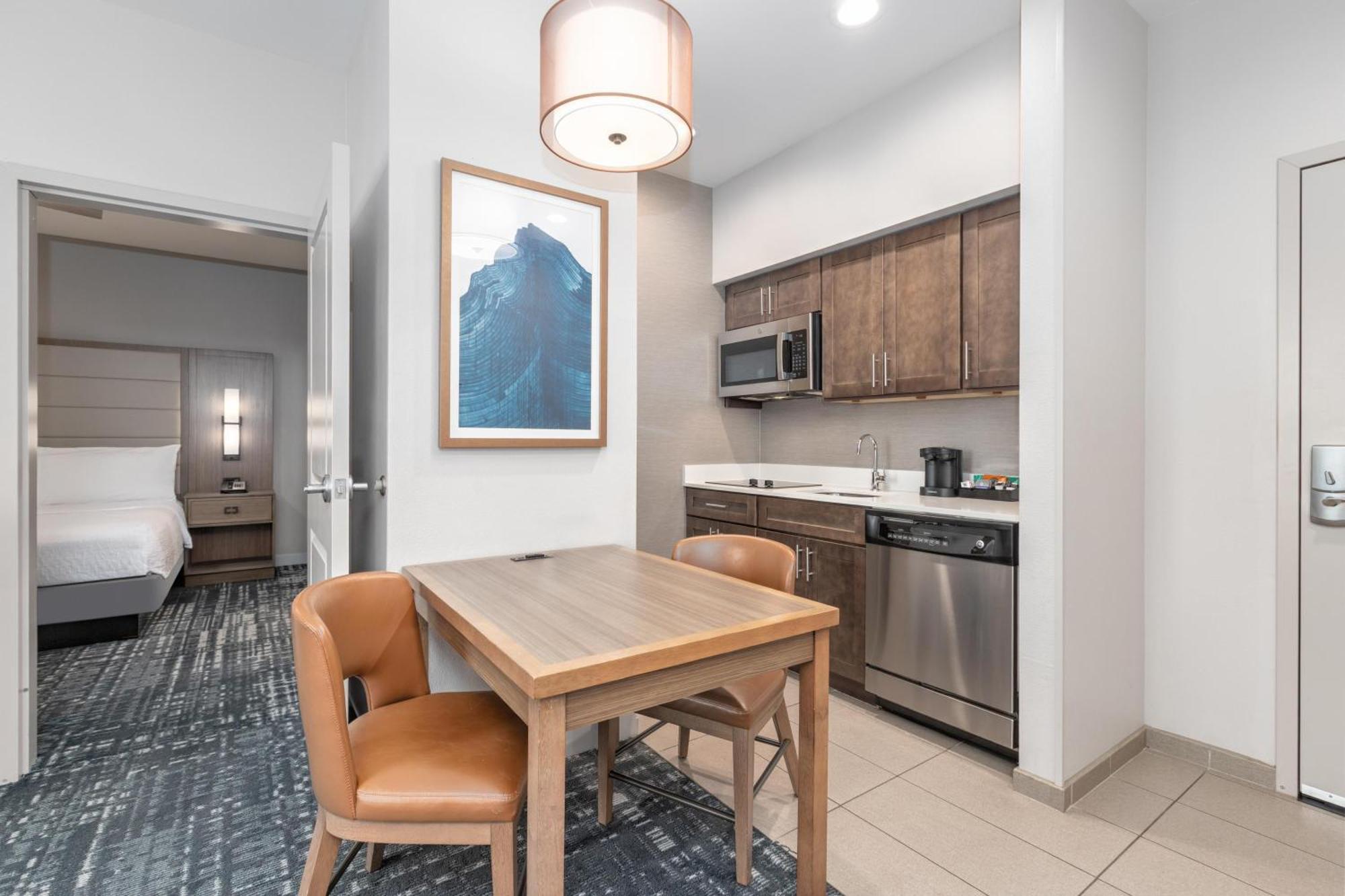 One-Bedroom King Suite Non-Smoking
