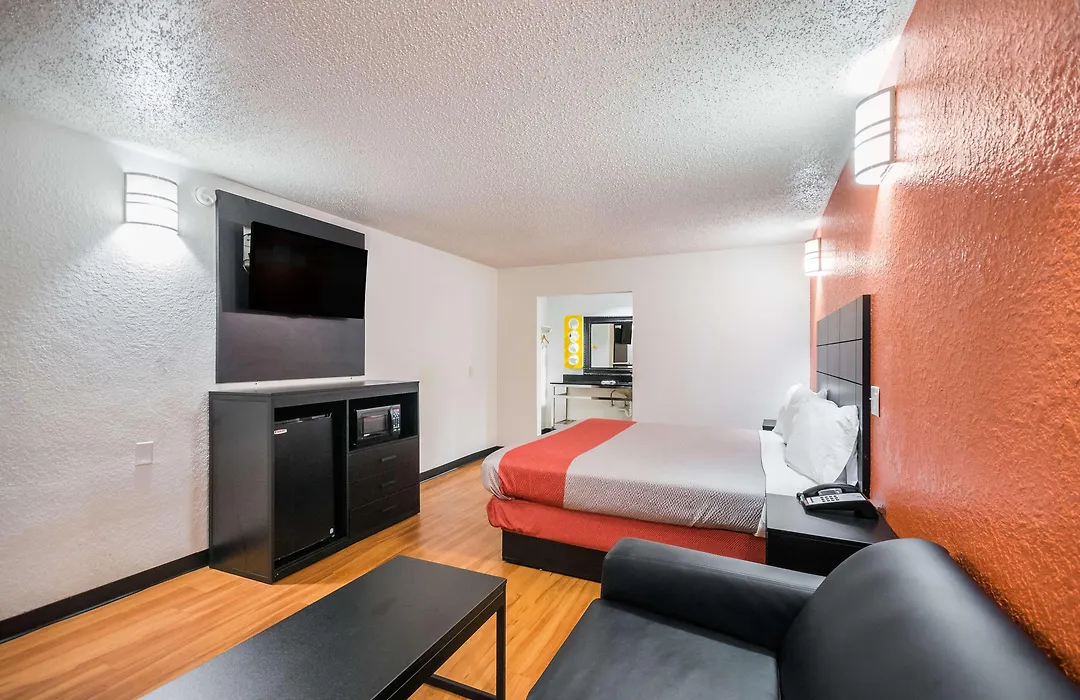Motel 6-Houston, Tx - Brookhollow-1
