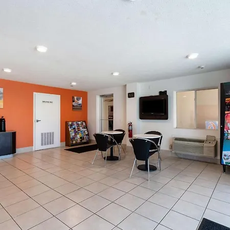 Motel 6-Houston, Tx - East-2