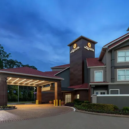 La Quinta Inn & Suites By Wyndham Houston Bush Iah South-2