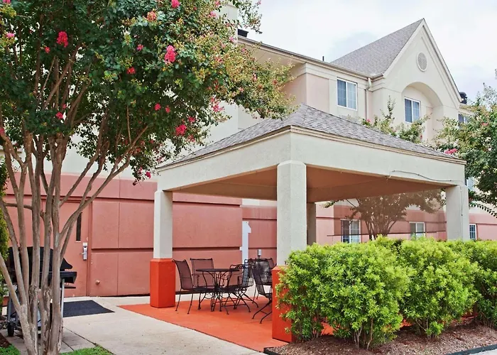 Candlewood Suites By The Galleria Houston