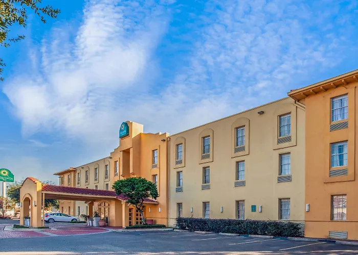 La Quinta Inn By Wyndham Houston Greenway Plaza Medical Area