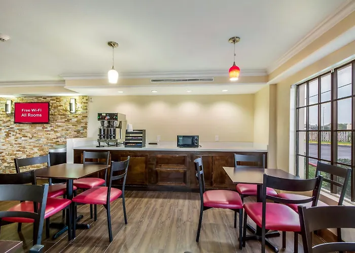 Red Roof Inn Houston East I-10