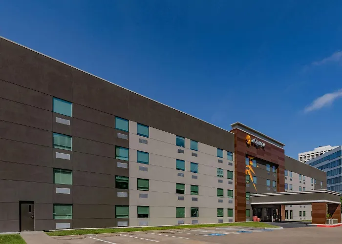 La Quinta By Wyndham Houston Southwest Hotel