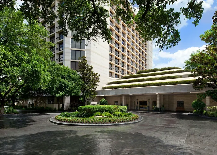 Houston Grand Hotel - River Oaks